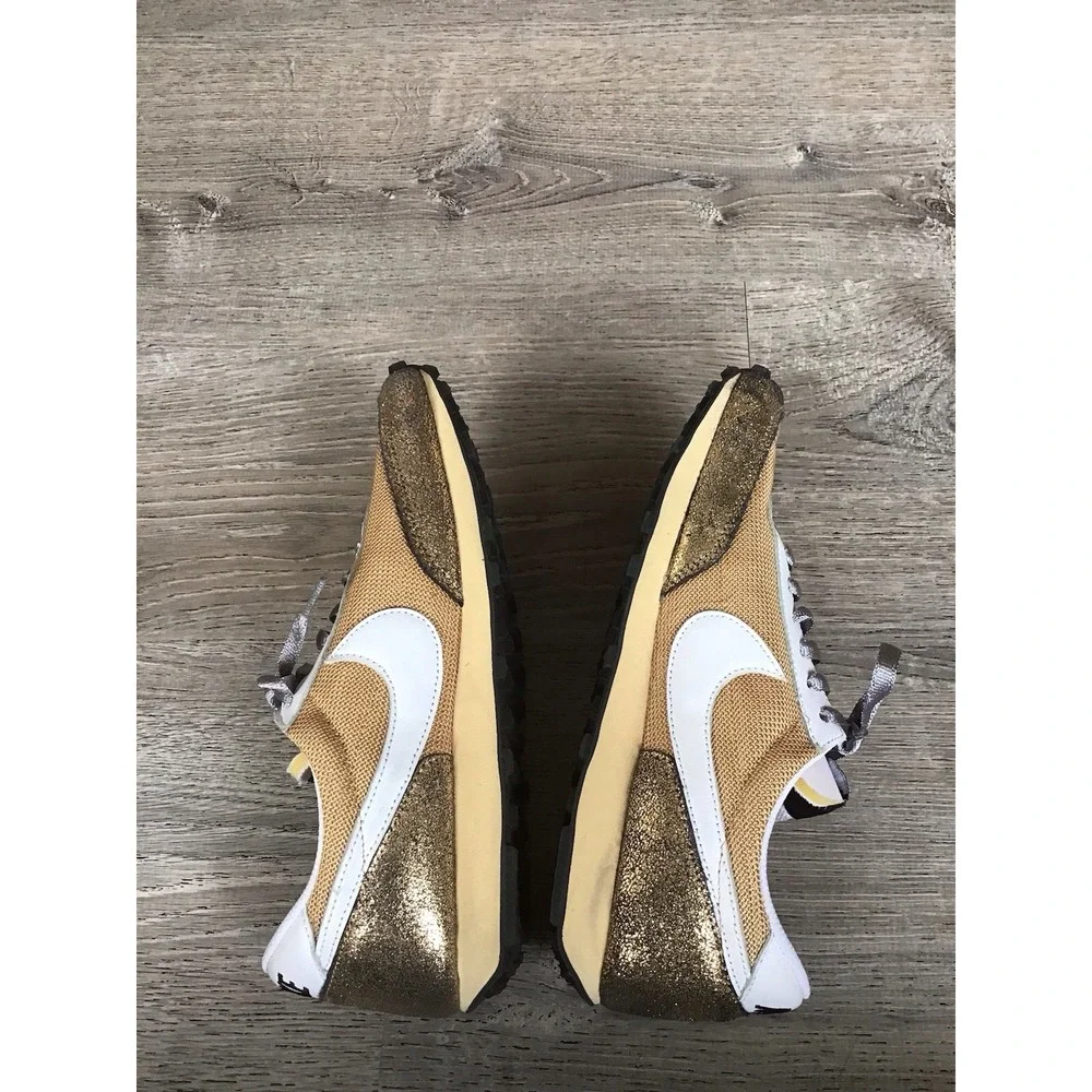 Nike Womens Size 9 Daybreak Golden Gals Twine White Waffle Shoes Sneakers DO5883